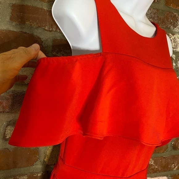 Zara Red Cold Shoulder Ruffle Jumpsuit size XS - Picture 4 of 8